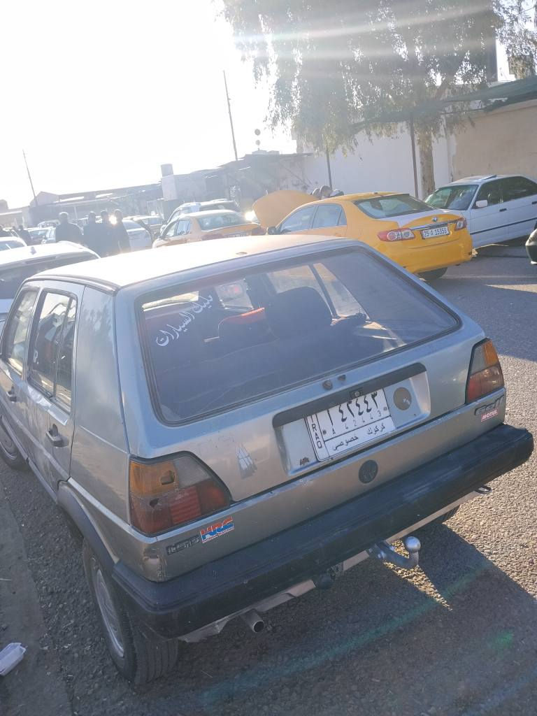 كولف موديل 88 
كير محرك تحويل بشرط 
تدفئه كهربائي كل بشرط
بطاقه بنزين بيها 
سعر 26 مجال بسيط 
مكان سيارة كركوك
***********
*********** كركوك, العراق
