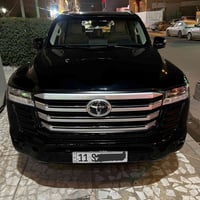 للبيع لاندكروز 2022 ساز ضمان تويوتا  فول مواصفات GXR شاشات وتطبيق اصل ...