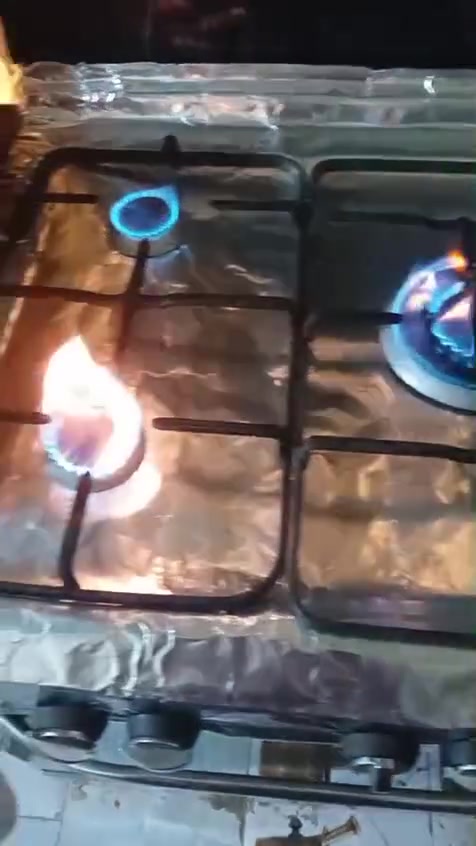 طباخ مصري كلش نظيف بس وحدة  نكسرت بيها ابرا شوية دخن مو حيل سعر ٢٥٠ مكانة ابوغريب حميدشعبان سبب البيع ظيق المكان بس كله شغال


**إذا كنت صاحب هذا الإعلان وتريد حذفه لأي سبب، رجاءا أرسل رسالة إلى الدعم الفني**