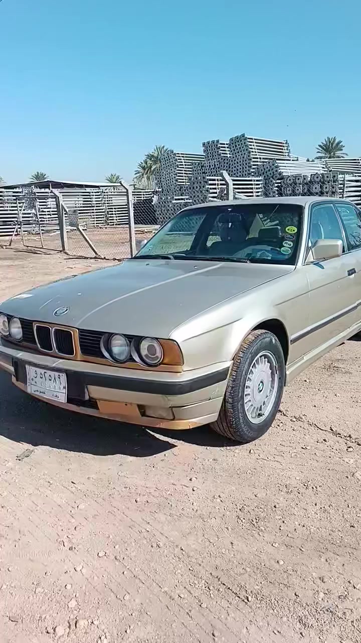 للبيع موديل 91رقم بغداد مشروع وطني سياره خير من الله مابيه كل نقص تبريد شغال حداديه 80من 100مكينه كير خير من الله مكانه بابل كشنات كرهبائي بس غرفه جديده سعره 45 /***********تحويل موباشر
