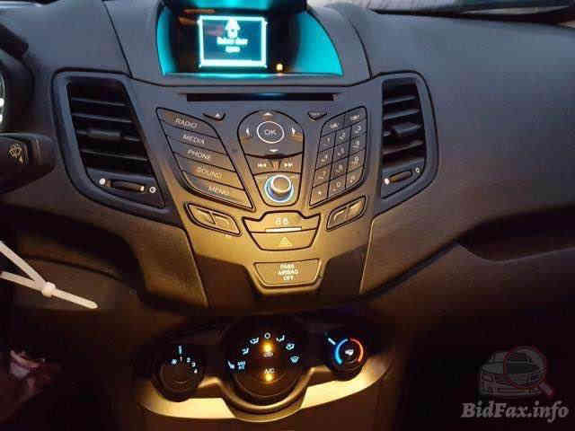 Ford vesta 2017 
يه ك پارچه و نيو بوياغ بي ژؤري بي يرباگ 
وه ته زره ي هه يه 
تعويل و غرامات 
گير و مكينه به شرت 
سعري ٧٨$ ورقه مجاليك 
*********** سوران
