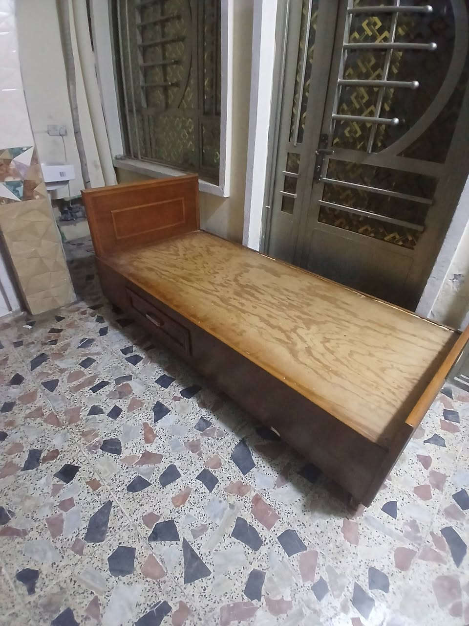 جربايه للبيع سعر 125
بغداد البلديات 
***********
