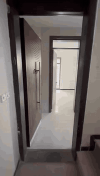 طابق ثاني مصعد شغال ٢٤ ساعة
غرفة وصالة ومطبخ وخدمات وبلكونة الاعظمية شارع جامع جلال السعر ٥٢٥ الف الاستفسار وتساب فقط ***********
