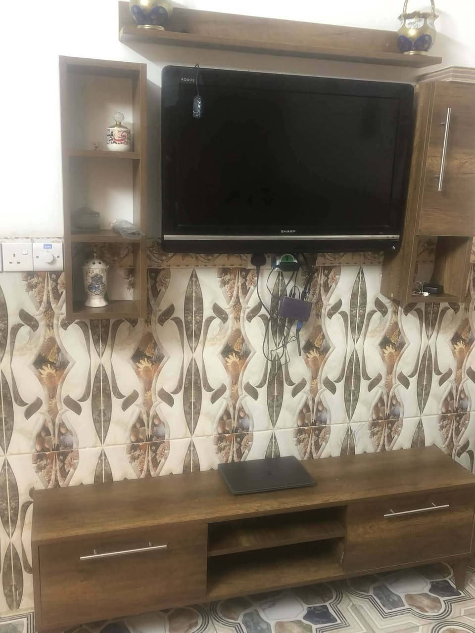 من رخصت الادمن المحترم
غراض بيت للبيع 
تخم ديوان 
كاونتر
سيت طبلات 
ميز تلفزيون 
شاشه تلفزيون
شارع البانزين خانه..


**إذا كنت صاحب هذا الإعلان وتريد حذفه لأي سبب، رجاءا أرسل رسالة إلى الدعم الفني**