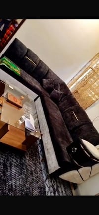 كنبة • جديد • عيب واحد