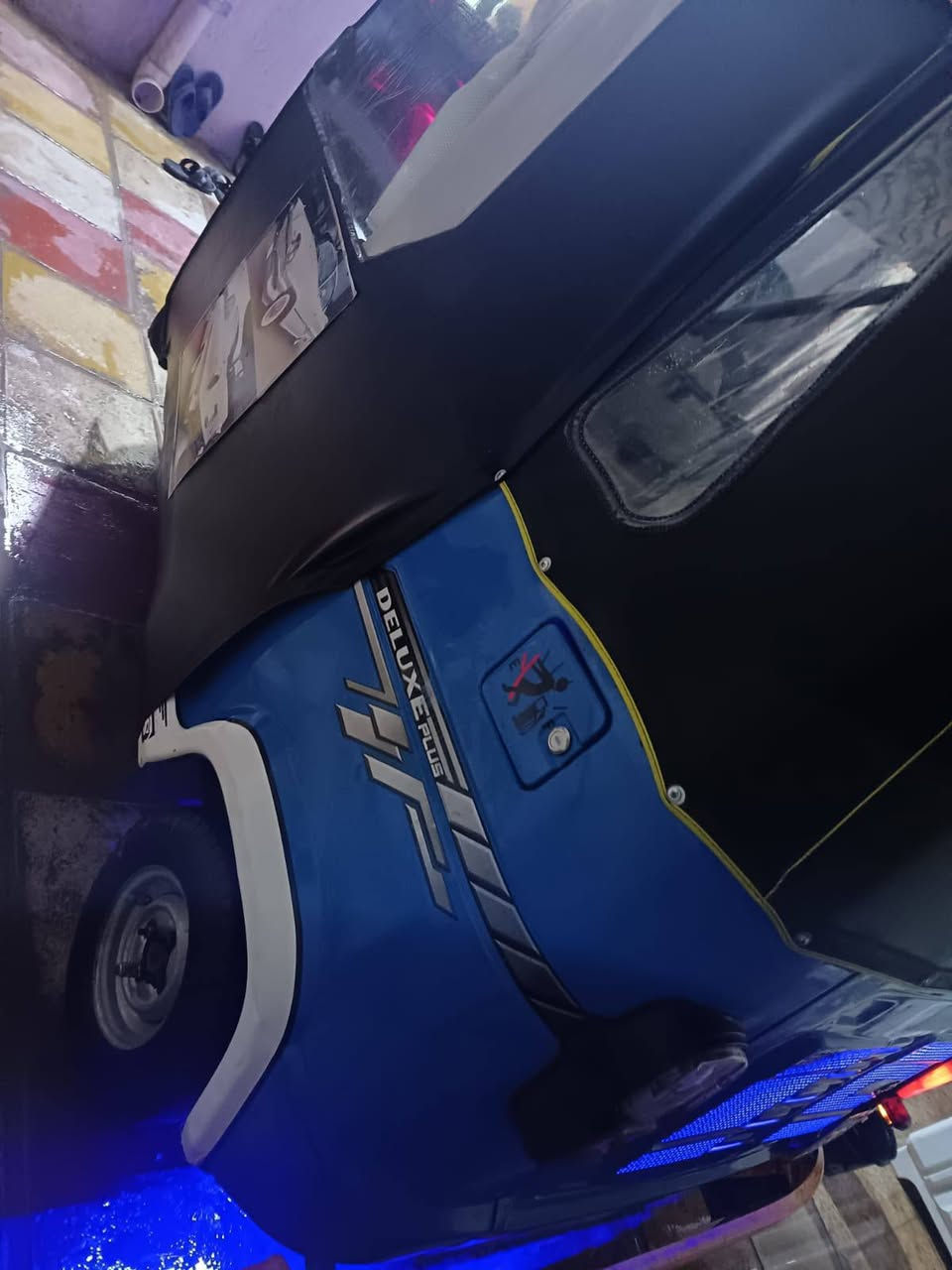 سلام عليكم تي في اس موديل 2021 شهر9 رقم نكليزي وسنويه راعيها يريد مداور يعني تأخذها شرط المداور وره الشهر ماعرفك ناصريه مركز ***********
