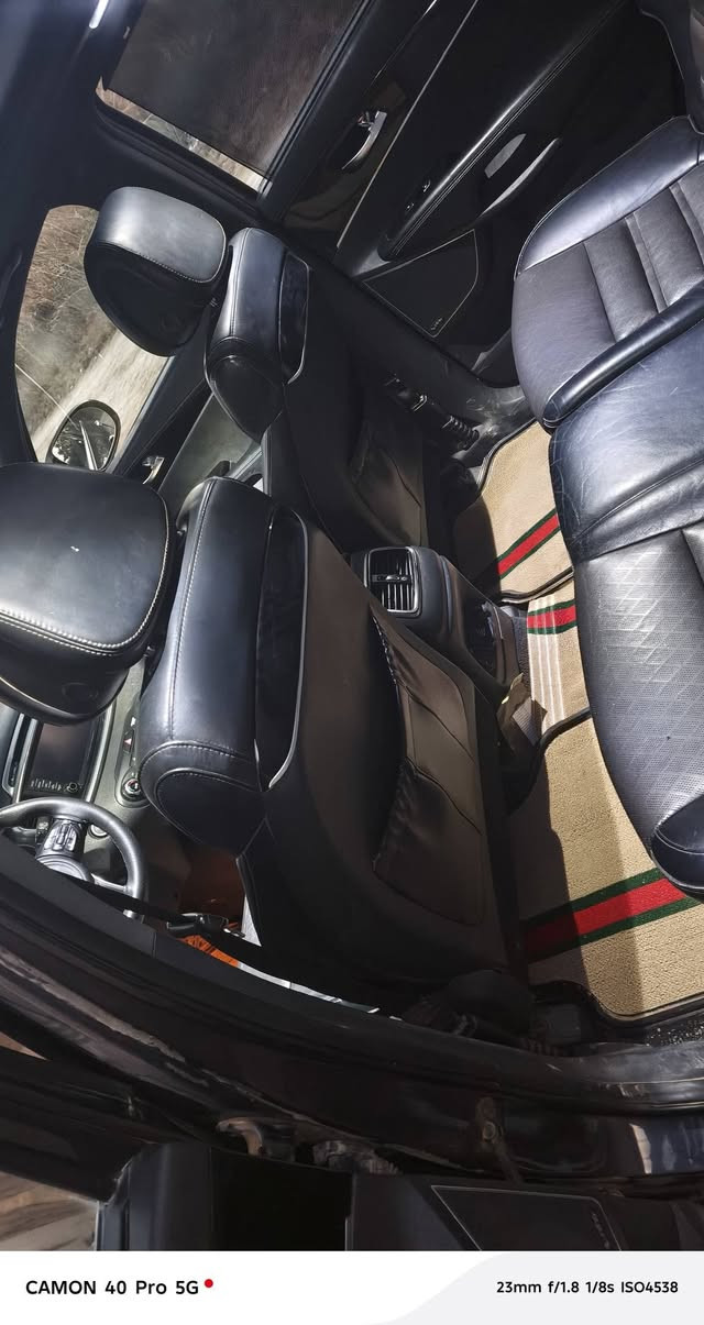 سلام عليكم حبايب
سوارنتوه 2016
وارد أمريكي 
7راكب 
قطعتين صبغ جاملغ خلفي وباب خلفي 
والباقي  كفاله محرك كفاله تخم تاير جديد 
حداديه جديده السياره فول اعله فه  

*********** 
***********
