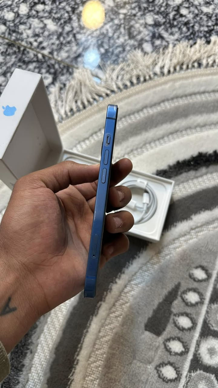 سلام عليكم
ايفون 13 عادي ذاكرة 128
نظافه 100%
استخدام بسيط
بطارية 92
مغلف مـن الجوانب
الجهاز مـن وكاله العلي بالجزائر وصل شراء موجود
جهاز مكفول للاخير
مع 5 كفرات
السعر 460 وبي مجال حك الجيه 
  البصرة الزبير  

‭0783 844 3994‬
