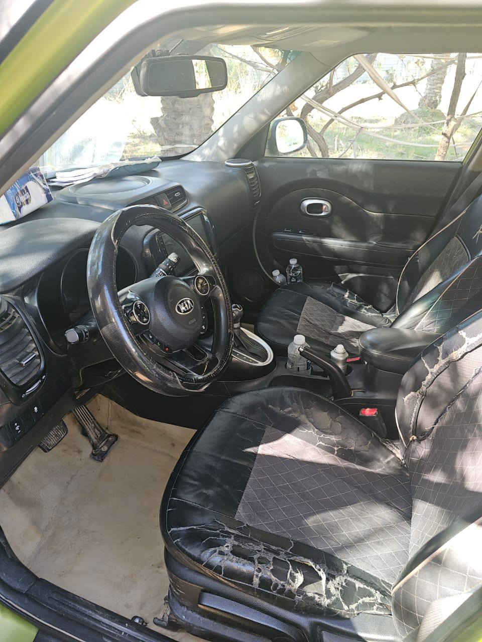 سلام عليكم 
من رخصة الادمن 
كيا سول موديل ٢٠١٦ جي دي اي وارد امريكي مبدل بيه قطعتين السعر واي تفاصيل الاتصال على الرقم التالي ***********
