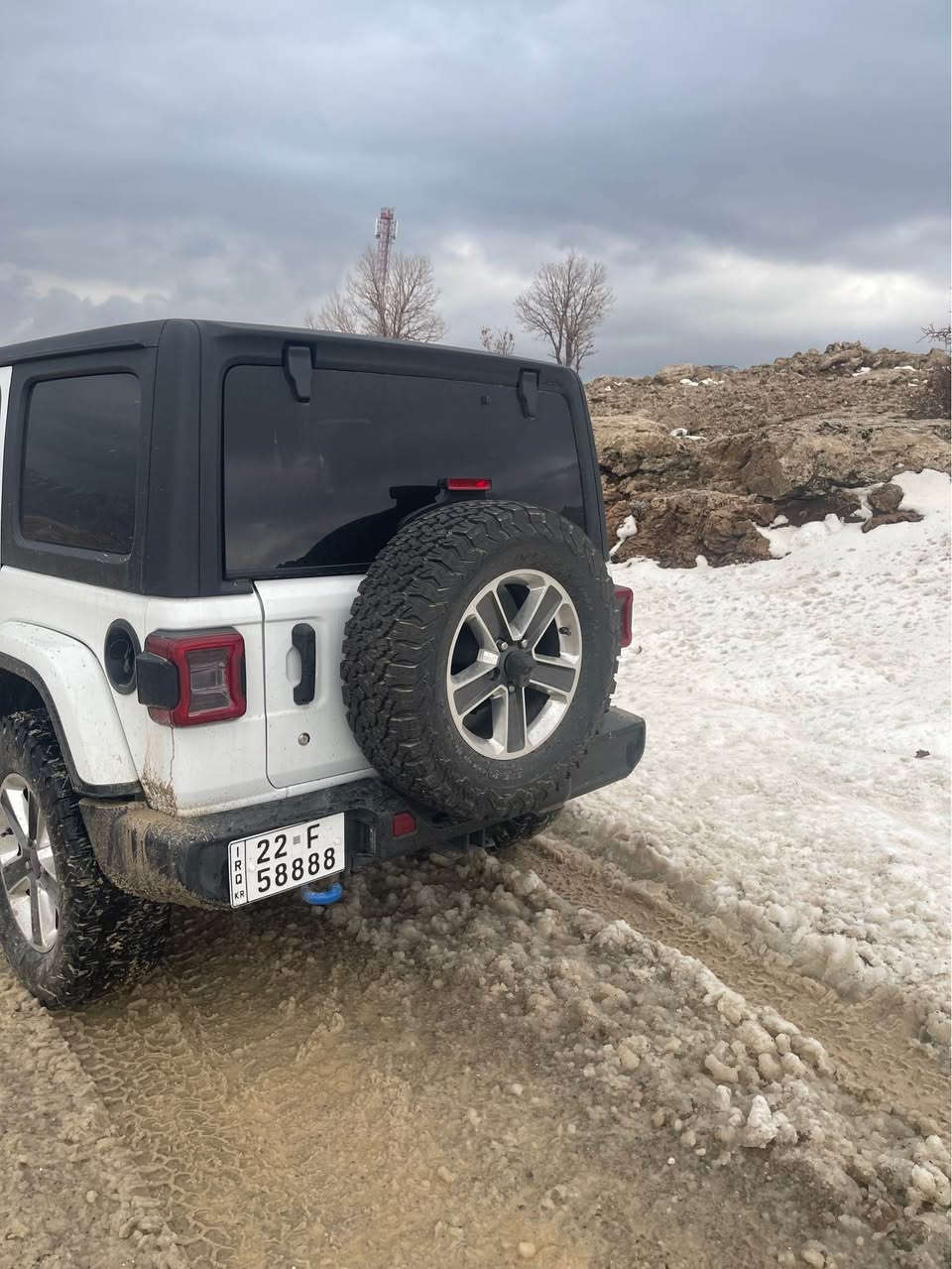 جيب رانگلار ٢٠١٨سه حاري به سمه شه خال كوشن جلت لايت زينؤن سه قف پلاستيك *********** واساب  فرؤشتنو گؤرينه وه أربيل, العراق
