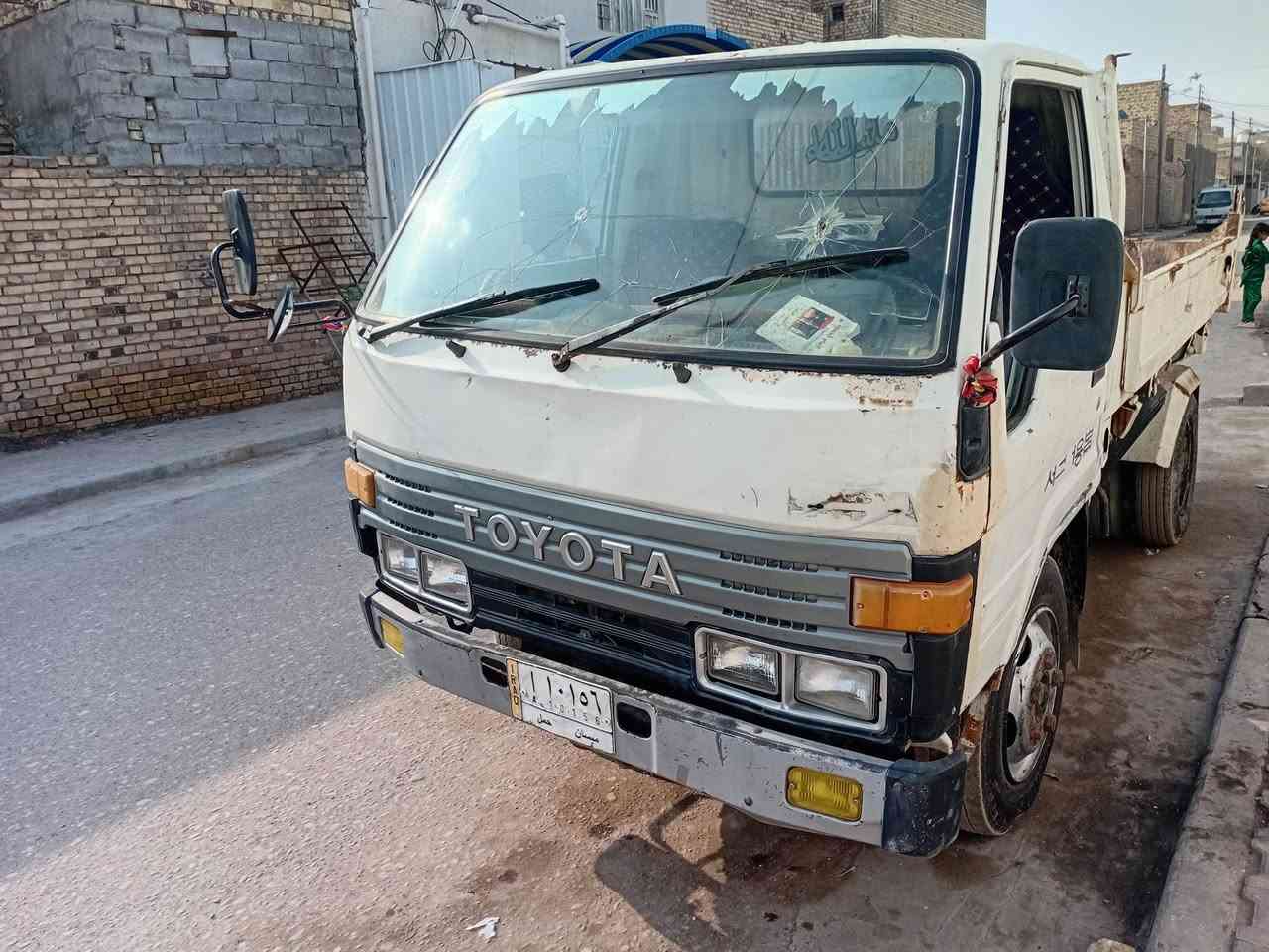 تيوتةللبيع داينا قلاب بلادي دبل شاصي معلاية 2000السعر 50 بية مجال قليل مستعجل على البيع 
***********
