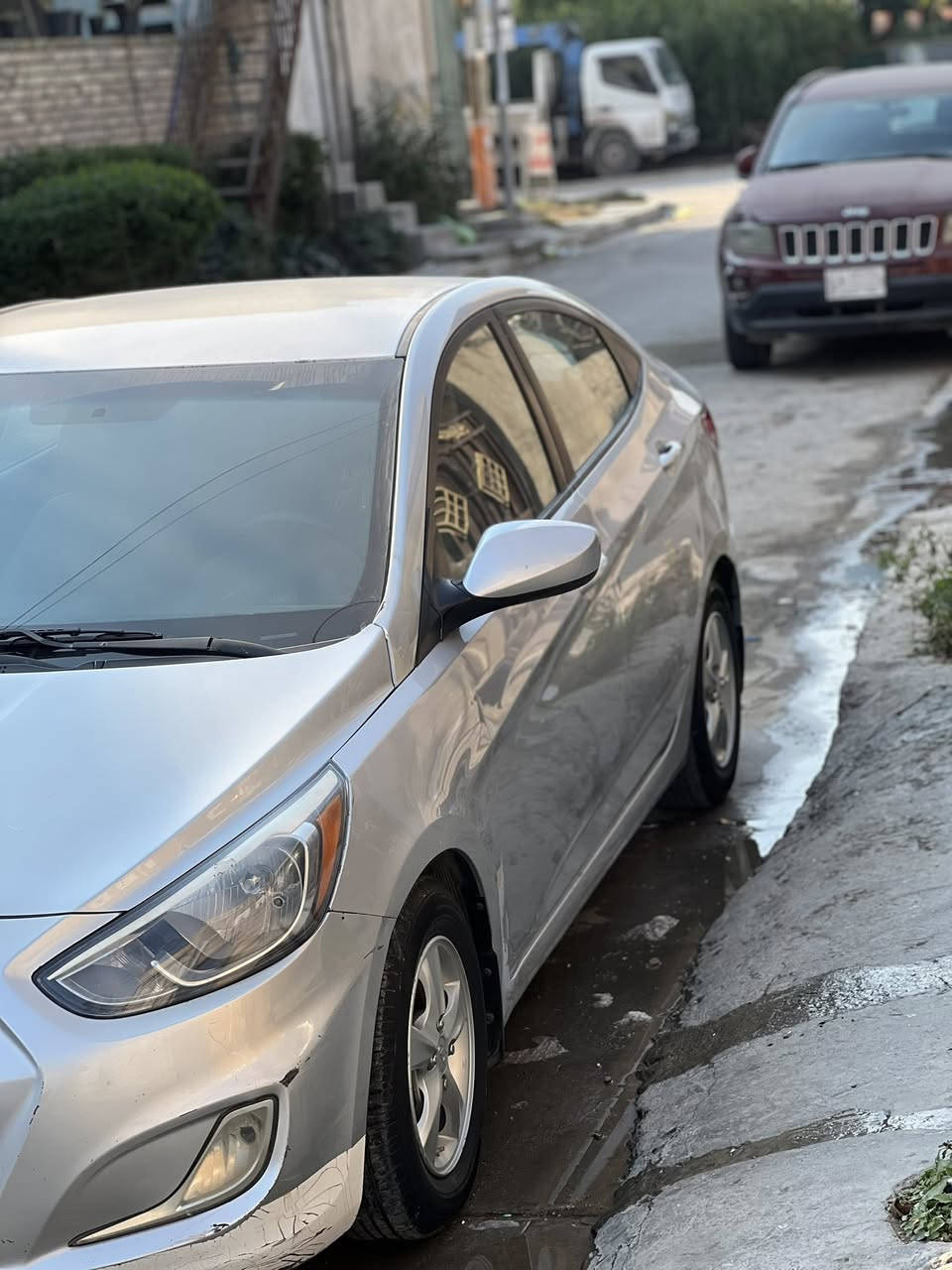 سلام عليكم 

اكسنت ٢٠١٦ ( أمريكي ) 

محرك ١٦٠٠ ج د
تحكم سترين 
شاشه + كامره 
تخم تاير + ويل كب 
صدر جديد 
تبريد + تدفئه 
فتحه UsB
نضام ايكو تقليل وقود 

سياره حادثه بنيد فقط مبدل بدون دواخل بيه بارد بل باب حك شبر وبيها شخط بل جاملغ شباب اني كلشي موضح كير مكينه خير من الله ( بسمي ) رقم دولي 

مكاني بغداد 
سعر ٩٤ مجال 
***********
