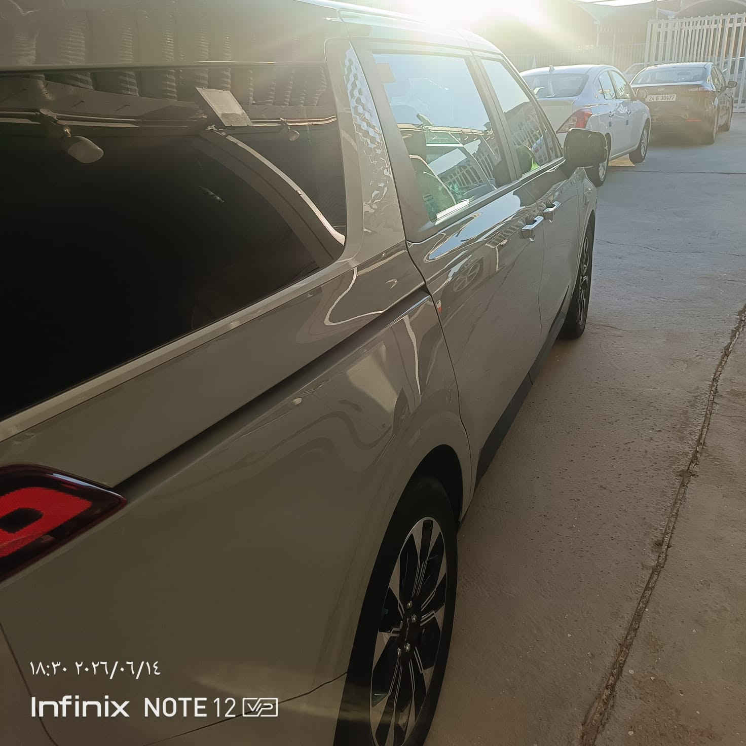 🚗 كيا كرنفال 2024 للبيع

📍 المواصفات:

🛣️ ممشى 40,000 كم فقط

🇺🇸 وارد أمريكي

🚧 حادث خلفي بسيط فقط

🛡️ الحالة والعناية:

🛡️ محمية بالكامل PPF ضد الخدوش

🌞 تغليف ضد اشغة الشمس لزجاج السيارة

⚙️ المواصفات:

🔝 فول كامل ما عدا فتحة السقف

🤖 قيادة ذاتية

❄️ تدفئة مقاعد

📦 بقية المواصفات معروفة

📍 المكان: النجف

💰 السعر: 300$ وبيها مجال  للمشتري الجاد

📌 السيارة مصروف عليها وبحالة ممتازة 

للتواصل 📞 ***********
