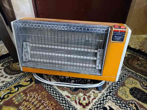 صوبة للبيع نضيفة حيل شغاله كلتها بس نحنا لاغين ميل واحد لان حرارتها قوية السعر 25 وبيه 
***********مجال
