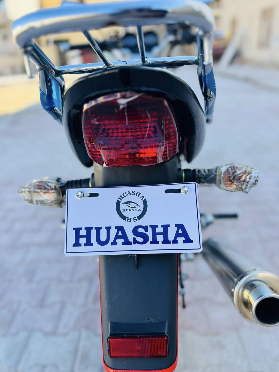 السلام عليكم للبيع هيوشه سعر مناسب موديل 2024 مشدود قبل ٤ اشهر السعر 975 منفيس فقط عنوان رمادي تاميم ***********
