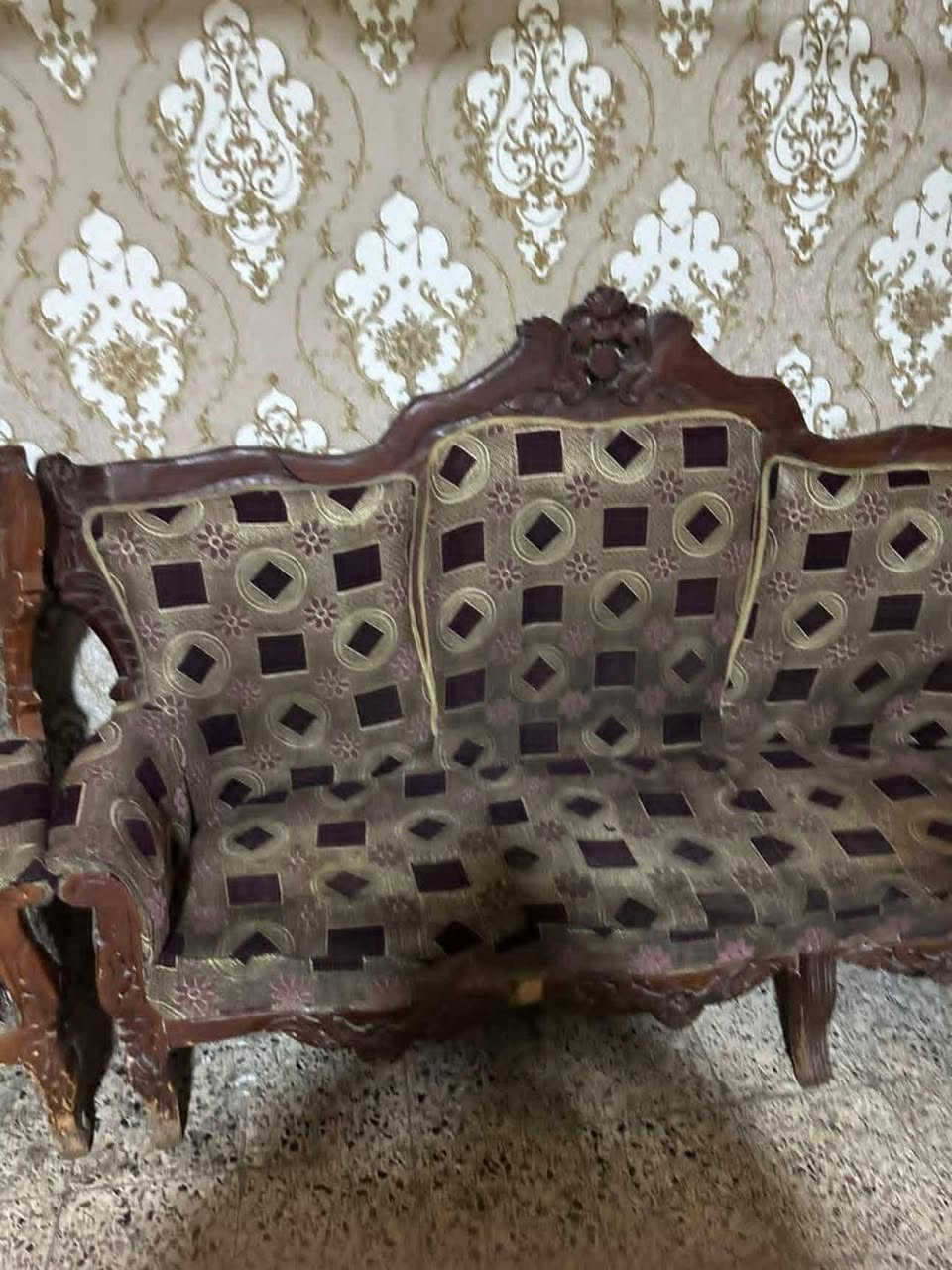 طخم ملكي 10 مقعد السعر 380


**إذا كنت صاحب هذا الإعلان وتريد حذفه لأي سبب، رجاءا أرسل رسالة إلى الدعم الفني**