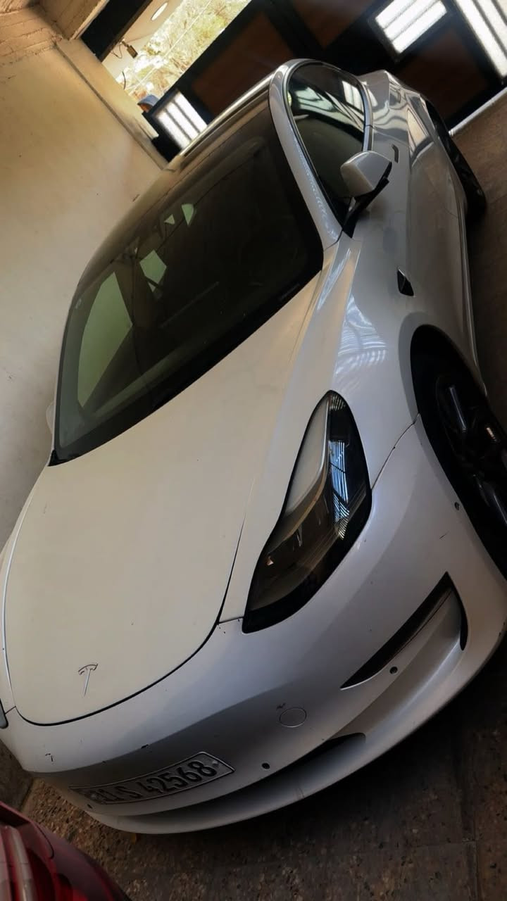 سلام عليكم تسلا مودل 3موديل 2023
سياره دك ماطور 
سياره اولاين مو اوف لاين
سياره واشيه 22الف كيلو
حادثه بس بنيد 
عنوان بغداد 
***********
