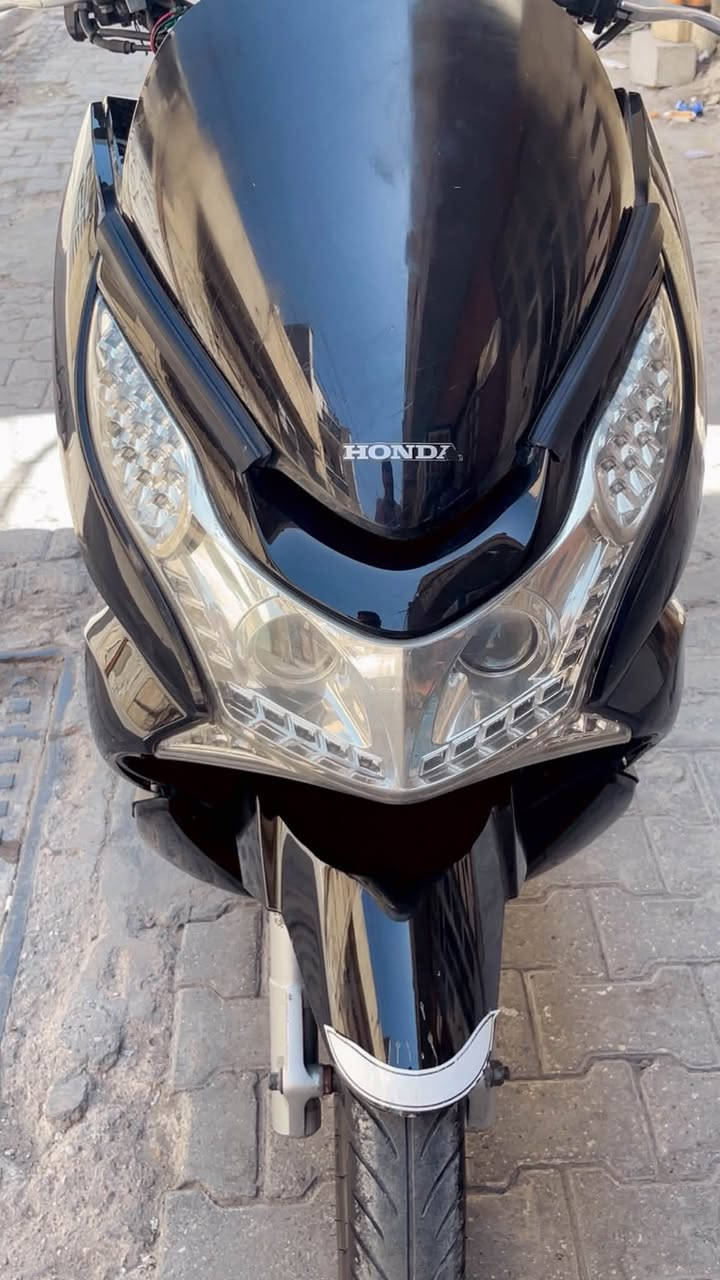 السلام عليكم شباب جيل اول على كل اول مختلف
دبل اشاره يدات تدفئه بجم لد حديث محرك  150 شرط اتكول دراجه شحن محرك اخرس كفرات ابلاديه كهربائيات كله شغاله استاند سفح حساس توقف بس الجناي ايخابرني رقم ***********
سعره 1750 وبيه مجال للطيبين شي بصيط مكاني بغداد
