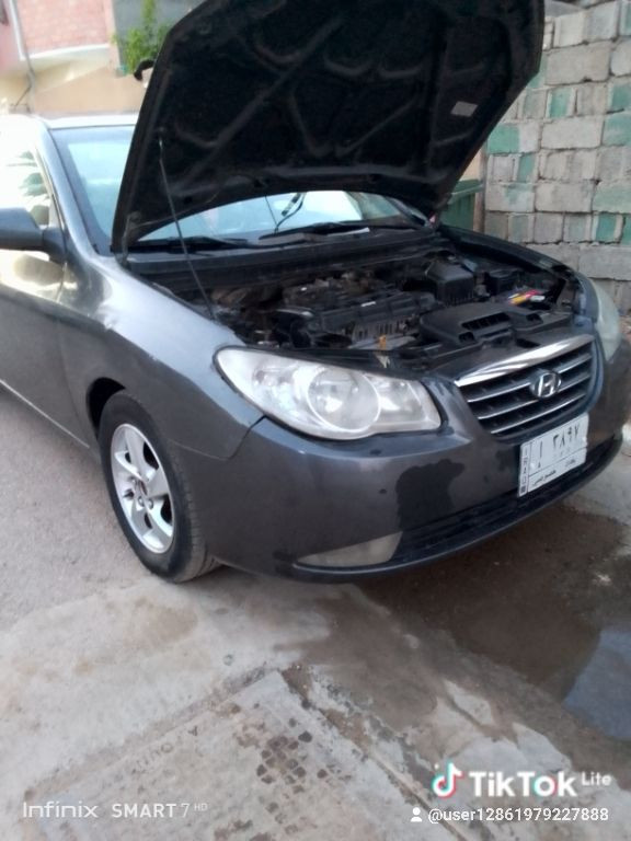 السلام عليكم 
النترا للبيع (الملقب بل مقدس)✈️
رقم بغداد خصوصي 
وارد امريكي موديل 2007
مكينه 2.0 دوش 
السياره حلوه أو ناعمه السياره مال جنايه من 2012 لحد لان عندي يعني على أيدي فول 
المواصفات ....
1. تحكمات ستيرن 
2. تدفئه أو تبريد فول 
3. فتحه سقف كهربائيه(بنوراما)
4 .سماعات بلاديه العدد 6 سماعات 🔊🔊
5. كشنات تحكم يدوي
6. جام كهرباء أو جامت السائق اوتو 
7. مساحت تخزين جبيره
8. لايت زنون 🔦
السياره كامله من كلشي 
حادث السياره🚗 من امريكه حادث جاملغ الأيمن أو بنيد أو بل عراق الباب خلف السائق أو السياره مصبوغه حزام أو بيها جراد بل قماره أو الجاملغ الخلفي 
سعر السياره🚗(٨٠ ورقه أو بيها مجال للطيبين ) 
التواصل عبر الواتساب *********** 
مكاني بغداد محموديه ناحيه الرشيد
