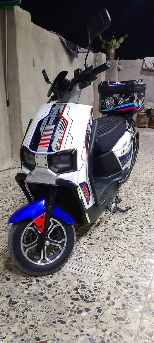 دراجه شحن جديده كلش استعمال قليل 6 بطاريات كبار مسطره نظام Rبك السعر 750 وبيه مجال للاتصال *********** مكاني بغداد حي اور قابل للمراوس
