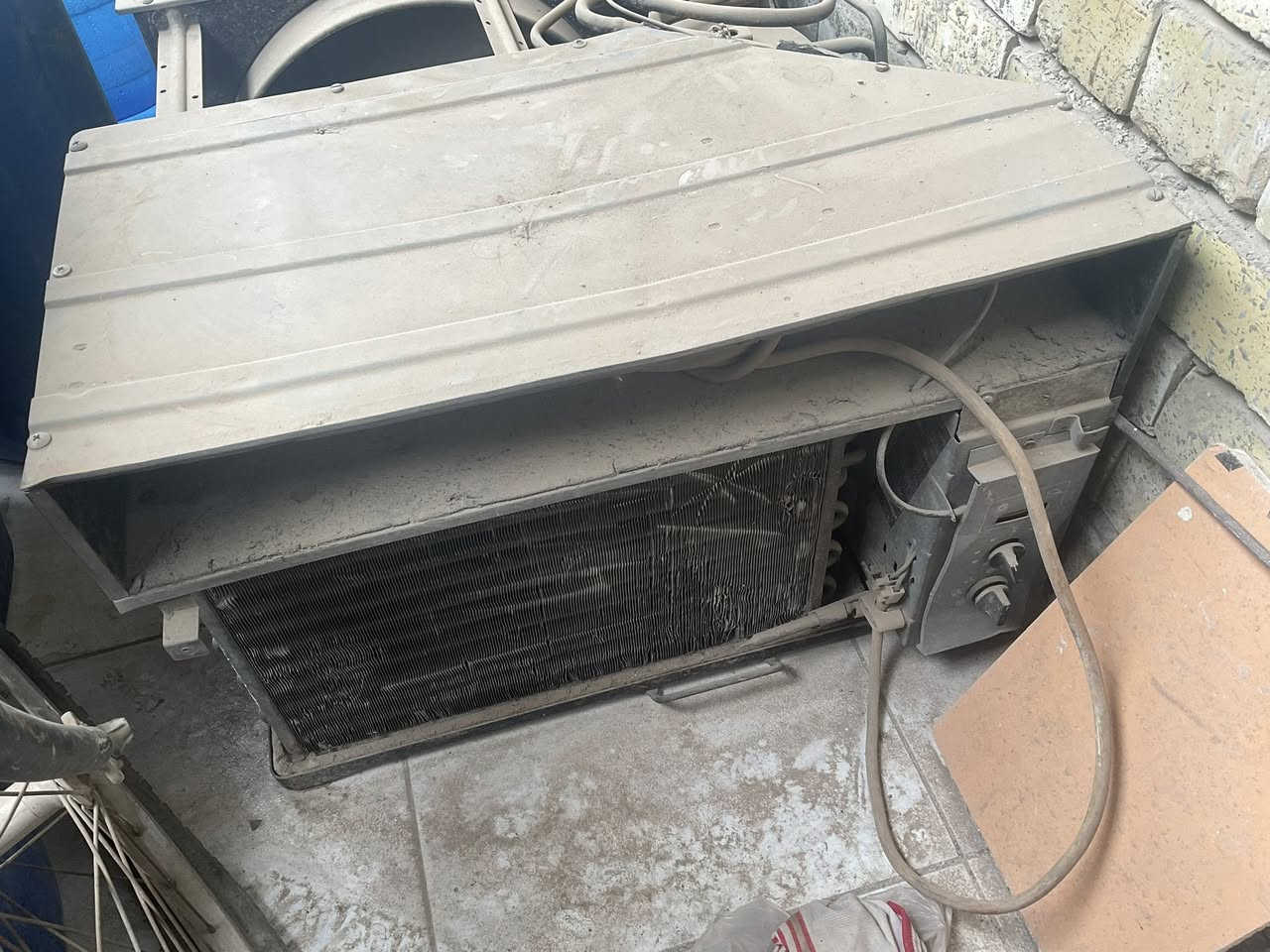 مكيف نشنل شغال ما بي اي عطل
طنين تبريد ثلج  السعر 200


**إذا كنت صاحب هذا الإعلان وتريد حذفه لأي سبب، رجاءا أرسل رسالة إلى الدعم الفني**