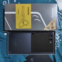 Z flip 7 جهاز استخدام ايام ذاكرة 256 لون اسود السعر 850 بغداد078233444...