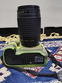 كاميرا نيكون 7100 • عدسة 18-105 أصلية • شاحن بطارية