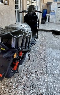 ….. دراجه شحن نوع (صاعقه)   اخذته قبل فتره قليله   الدراجه نضيفه وكفال...