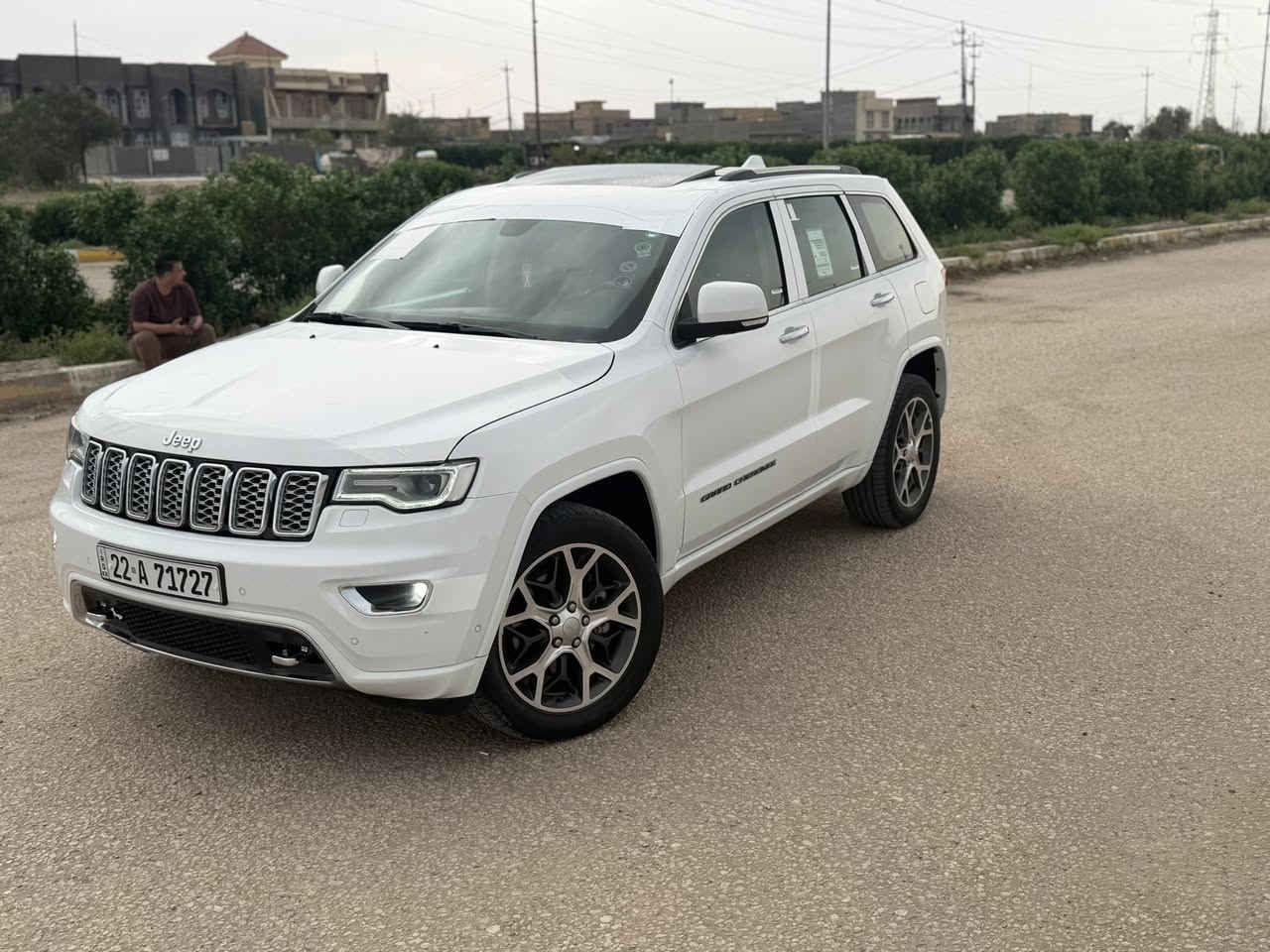 السلام عليكم جيب 2019خليجي اوفرلاند رقم اربيل بسمي السيارة كفاله عامه مواصفات بنوراما داخل عسلي شاشات خلفي حساس امامي خلفي تشغيل عن بعد بنوراما كشنين كهربائي صندوق كهرباء اشاره بل مري مري شفط رادار جانبي وباقي المواصفات المعروفه ماشيه 70mi سياره جديده جدا ع وضع الشركه السعر 298وبيه مجال للستفسار ***********
