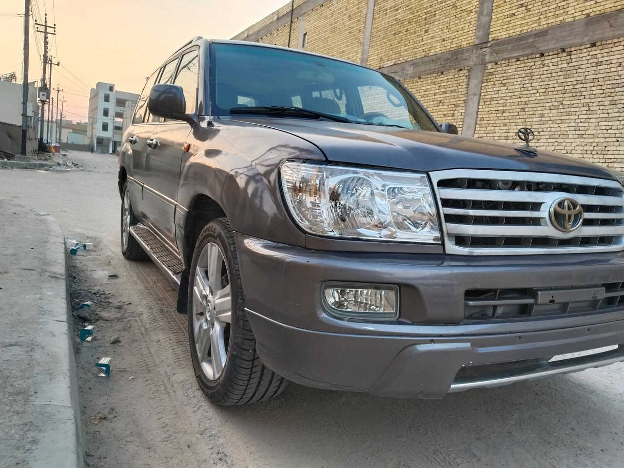 سلام عليكم جكسار موديل 2004 نضيفه السياره ساله تقريبن شهر من جفتت كام المحرك وسويته راعي السياره رمادي ما اعرفه اني ابيع كلك اكفلك من العشائر فقط سياره تخبل نضيفه داخل تبريد ما بيه نقص غاز اعتقد ماعرف سياره سعره 80 ورقه ما بيه مجال او مراوس شعدك نزلي عنواني ناصريه مركز  سياره ما بيه ضربه ولا كصه كفاله عامه 🤍🍂


**إذا كنت صاحب هذا الإعلان وتريد حذفه لأي سبب، رجاءا أرسل رسالة إلى الدعم الفني**