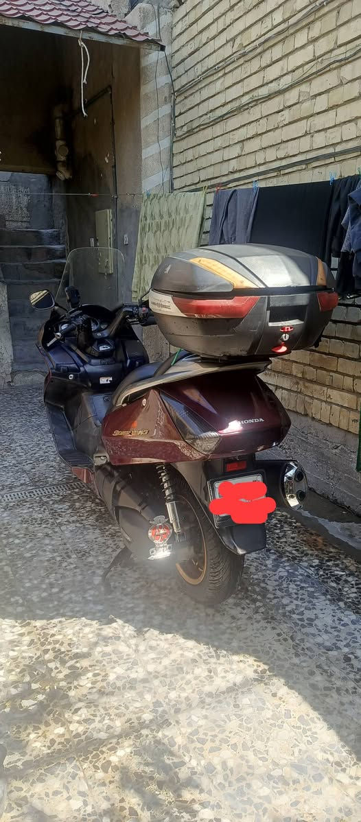 السلام عليكم سلفر ٦٠٠ للبيع مرقمه
تحويل مباشر بيهه صوت بلمحرك مكاني بغداد حبيبيه
***********
