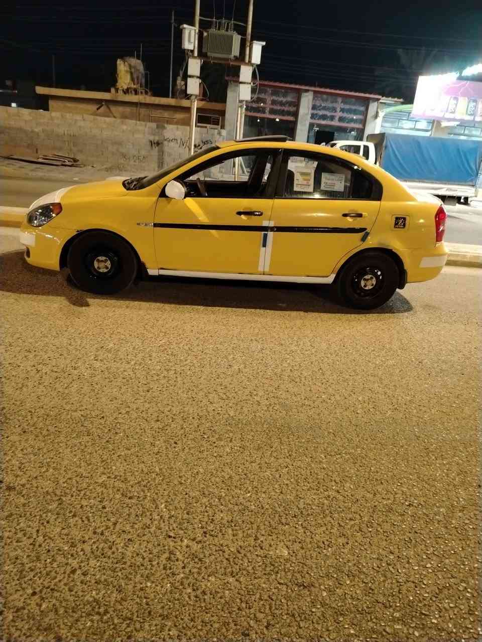 السلام عليكم / للبيع هونداي اكسنت وارد خليجي موديل  2009 رقم انبار محرك 1400 نظيف وگير عادي نظيف صدر امامي خلفي نظيف تخم تاير نظيف سنويه لغاية 2027 تحويل مباشر هيئة وغرامات مصفره السعر  52 وبيها مجال للشراي تجي تشوف وتدلل للبيع فقط يعني مااراوس شرط التحويل تشتري اكاتبك عقد مروري مكان السياره الانبار فلوجه الاتصال ع الارقام  ***********   ***********
