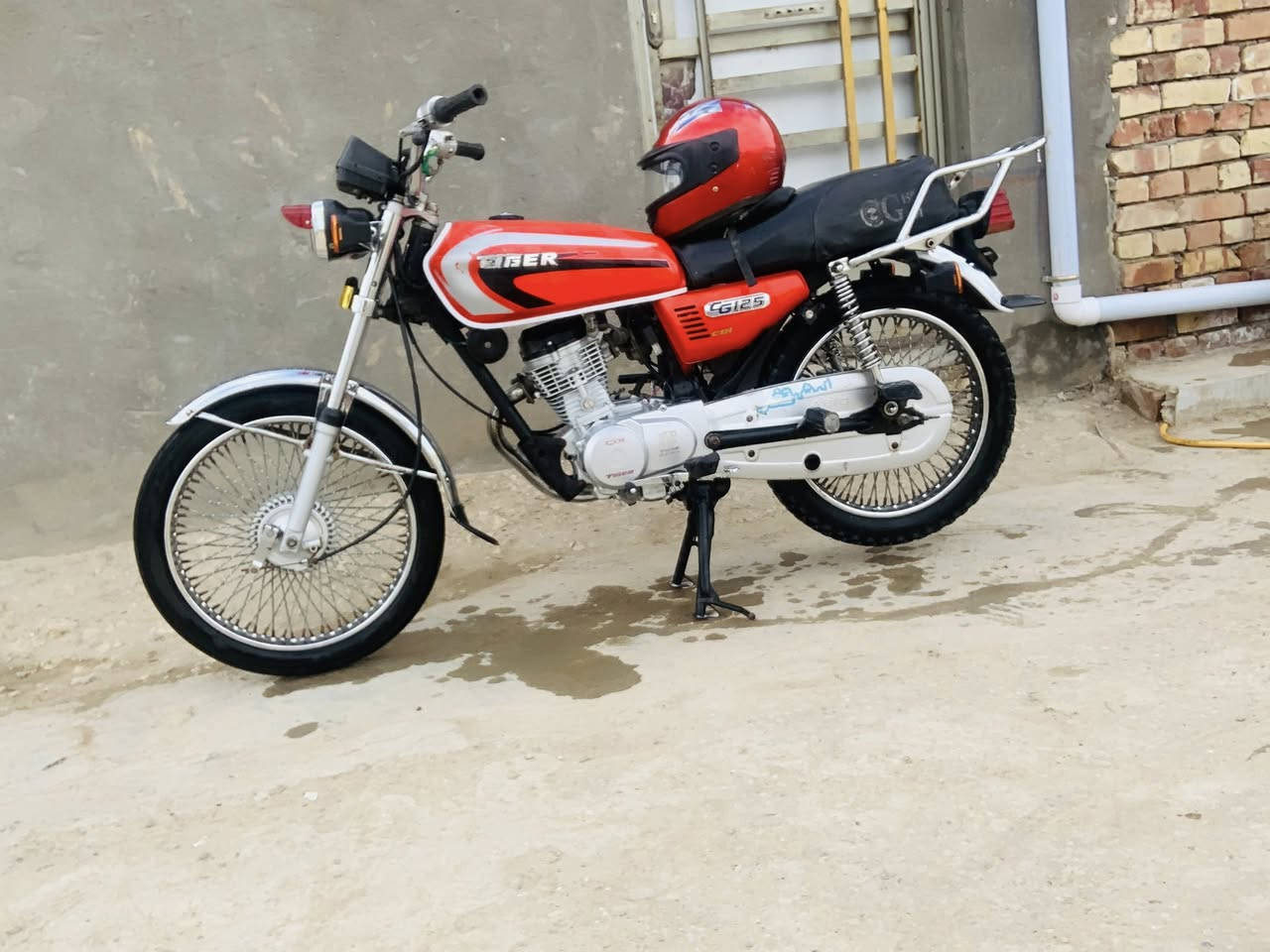 سلام عليكم تايكر للبيع مديل 2021اوراق الدراجه كلشي مناقصها مال جناي وشوفه عينك نضافتها مبدله بس رنكات سعرها 450وبيها مجال بسيط مكاني الحمزه الغربي***********مامتواجد خاص
