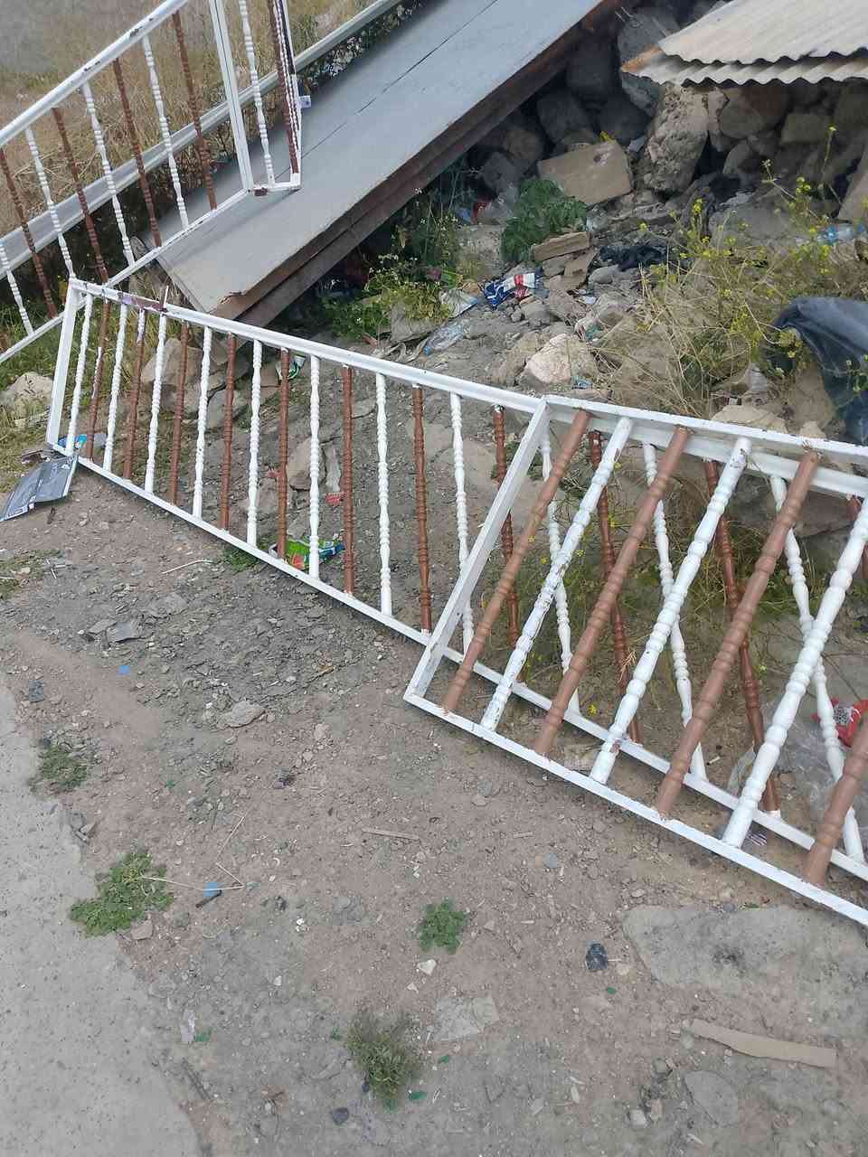 محجل للبيع عنوان طريق مستشفى العام تقاطع حي القادسيه ***********
