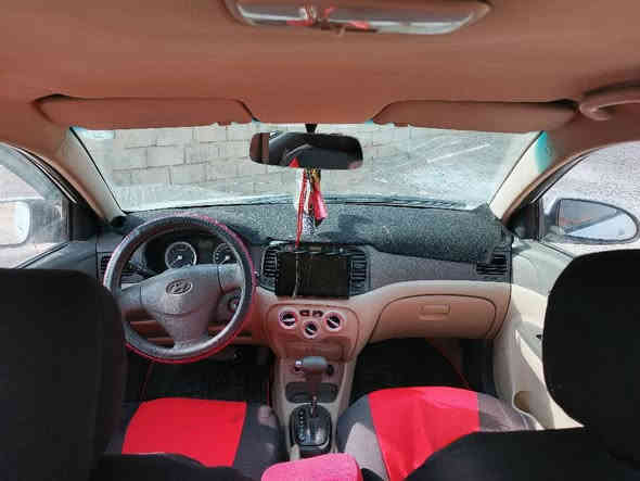 اكسنت 
وارد خليجي سيارة جاهزة بالكامل
محرك 16 شرط
گير اوتوماتيك شرط
صدر شرط طخم تاير جديد
لون ابيض 
رقم اربيل 
 السيارة بيها ضرر جاملغات الخلفية وجاملغ امامي بدون دواخل
تبريد تدفئة قفل مركزي شاشة وكاميرا خلفية 
تريد تحويل تريد وكالة
سعر 94 ورقة ومجال بسيط حك الجية 
مكان السيارة الموصل -  امام غربي 
للشراي الاتصال على الرقم ***********
وترهم مراوس بسيارة احدث سورنتو راڤ فور كامري التيما والفرق نقد موصل
