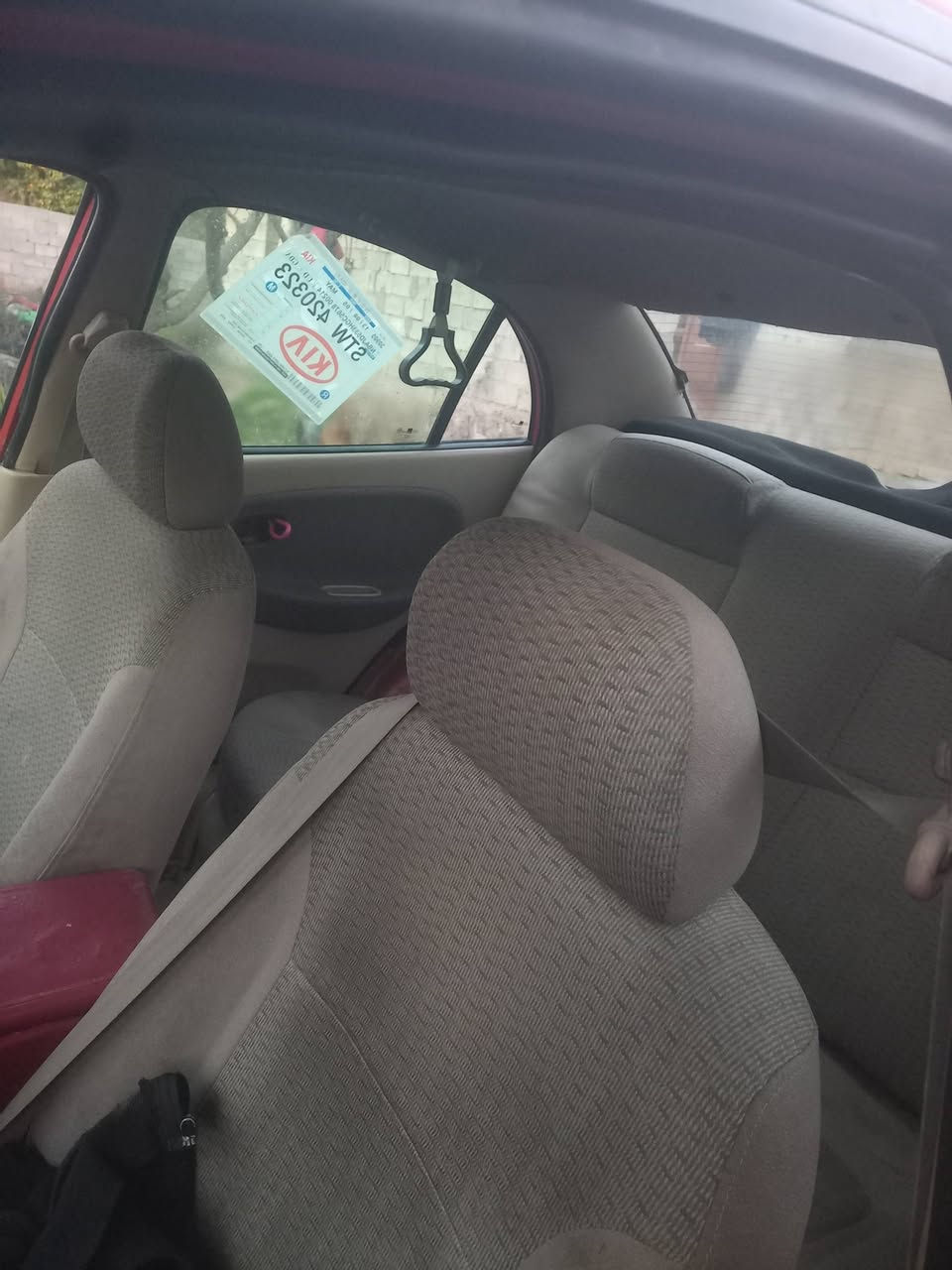 سلام عليكم للبيع كيا ريو موديل 2000  كير عادي مكان ديالى للستفسار *********** السعر 32 وبيه مجال
