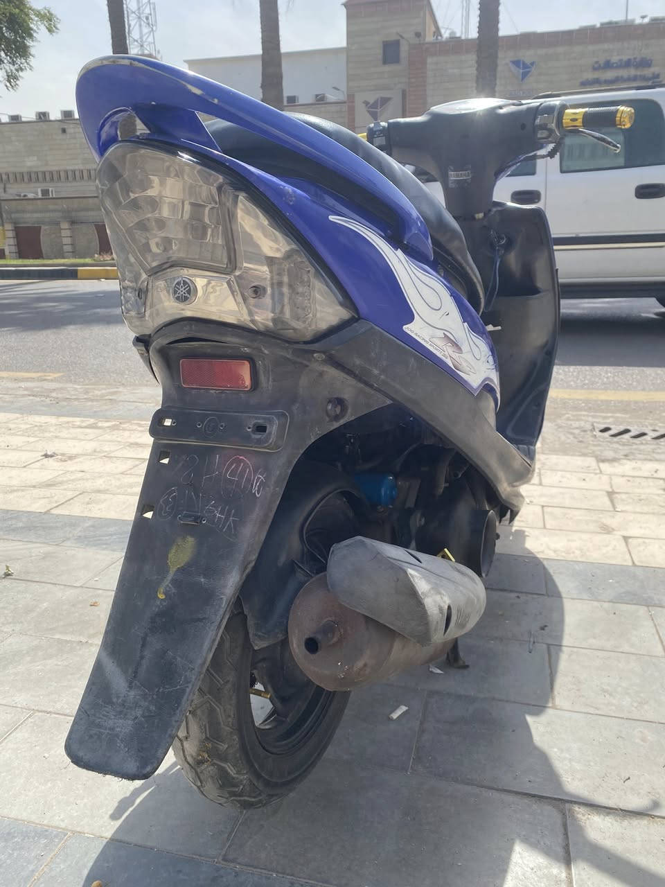 سلام عليكم ماكس عدله للبيع دراجه بلاد
وبيها ملاحضات 
السعر ٦٠٠ وبيها مجال حك الجيه 
مكاني بغداد ساحت مضفر 
***********
