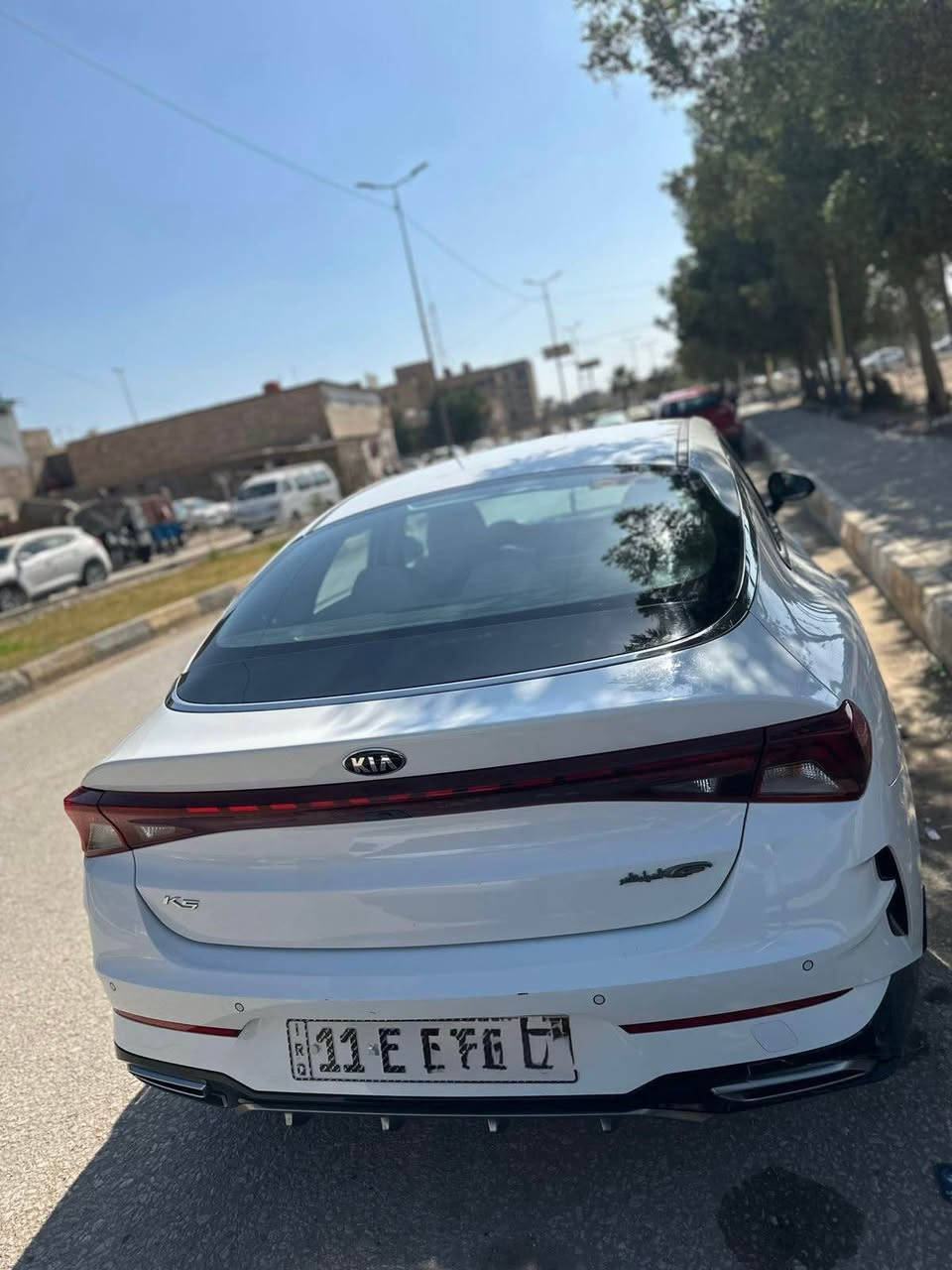 السلام عليكم 
كيا K5 موديل 2021 محرك 2000 دوش وكالة الدوليه ( خليجي ) سويج وبدون فتحه قماره حديد 
مكفوله عدى شبر بارد موضح بالسونار 
ماشيه 73 الف كيلو استخدام نظيف 
رقم بغداد دولي وبأسمي 
مكان السياره بالحلة حي الصحه 
السعر 188 ومجالها بسيط 
للاستفسار 
*********** حلة, بابل
