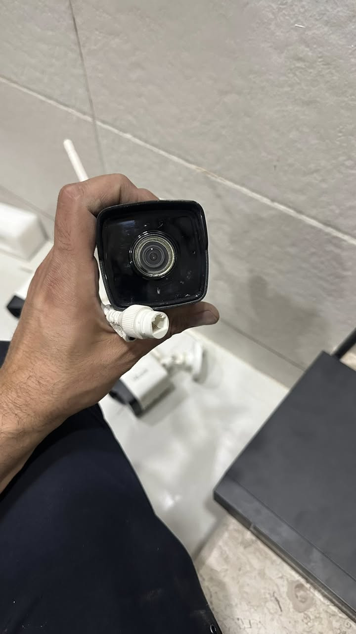 للبيع كامرات اي بي وايرلس هايلوك اصلي ٢ ميكابكسل 
تكدر تربطهن وايرلس وتكدر تربطلهن poeswitch وتشتغل اي بي عادي 
مشتغلات قليل كلش 
السعر ١٥٠ الف 
وشاشة ٣٢ نظيفه سعر الشاشه ٧٥ الف 
يوجد توصيل 
ومكاني بغداد الدورة تريد تجي تشوفهن وتفحصهن قبل لاتاخذهن


**إذا كنت صاحب هذا الإعلان وتريد حذفه لأي سبب، رجاءا أرسل رسالة إلى الدعم الفني**