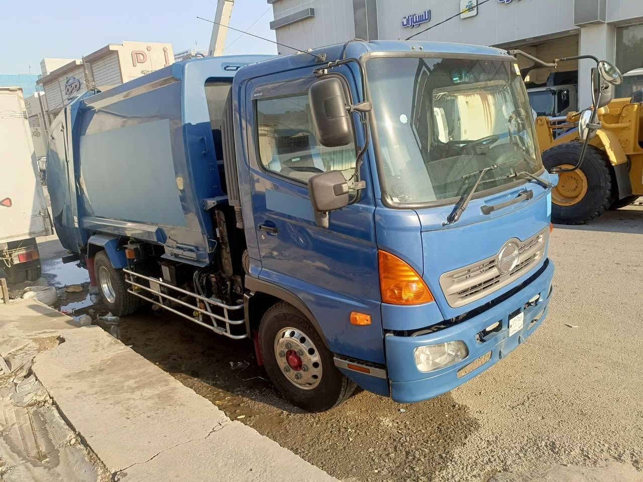 سلام عليكم 
كابسة شيطان 
موديل 2019
مكينة 5 سلندر  + 8.5 متر مكعب 
دخول جديد  
العنوان 📍
بغداد - معارض النهضة 
***********
