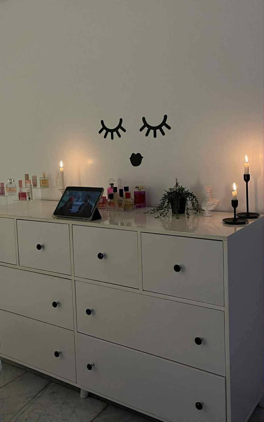 غراض بيت للبيع بسعر مناسب مال بيع موجود توصيل  
 سوي سكرين للحاجة وراسلني فقط شراي يتواصل رجائآ


**إذا كنت صاحب هذا الإعلان وتريد حذفه لأي سبب، رجاءا أرسل رسالة إلى الدعم الفني**