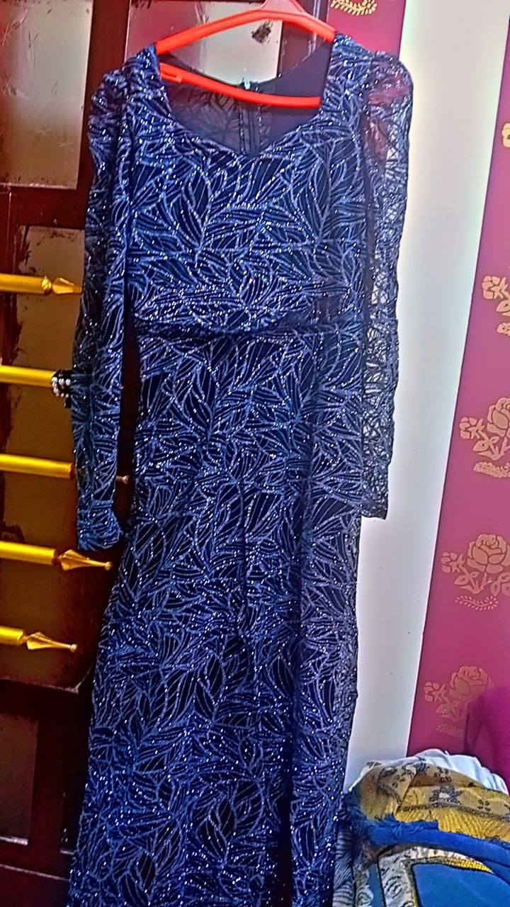 هاذ الفستان لبسته بس مره وحده ب عرس.اشتريته ب 50الف قماشه شيفون مبطن وكله لمع يجنن، ابيعه ب 25 الف  فقط للامانه الفستان كلش حلو  يلبس من وزن 50الى 70 التصوير ضالمه الفستان يموت.


**إذا كنت صاحب هذا الإعلان وتريد حذفه لأي سبب، رجاءا أرسل رسالة إلى الدعم الفني**