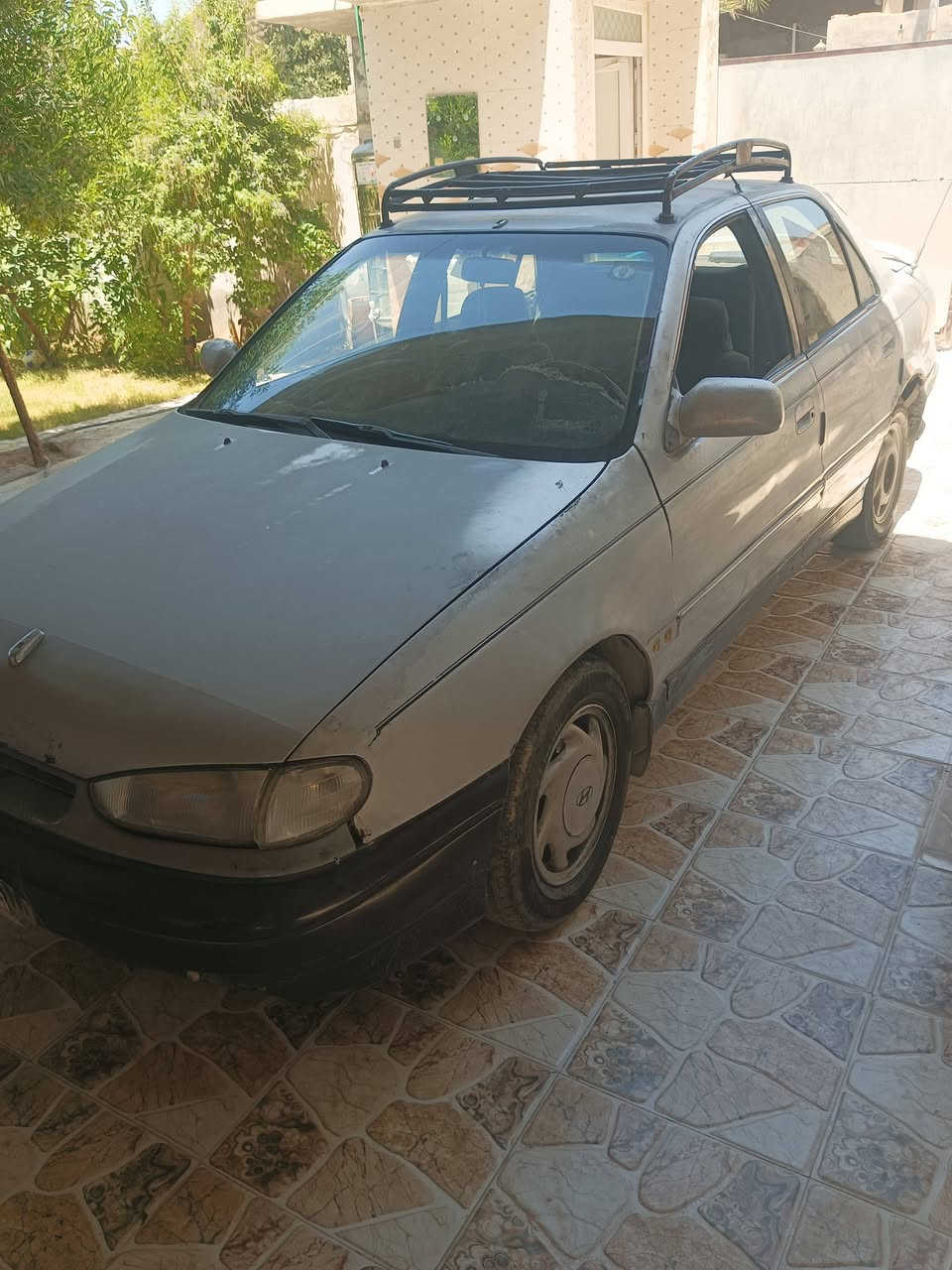 الانتره 93 نضيفه للبيع محرك مفتوح مو امسكر بس بي ضعف مااعرف اشبي مكان اديالى مقداديه سعر 19ورقه ***********
