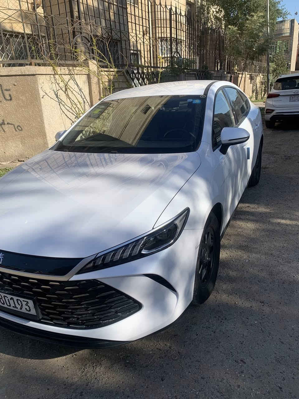 بي واي دي 25 مرقم تحويل ثاني يوم ماشية 4 الاف دوشمة ارضية وكشنات بيها رصعتين وبارد ع كد شبر بالصندوق من الشحن سعرها 18 مليون مكاني شارع فلسطين 
***********
