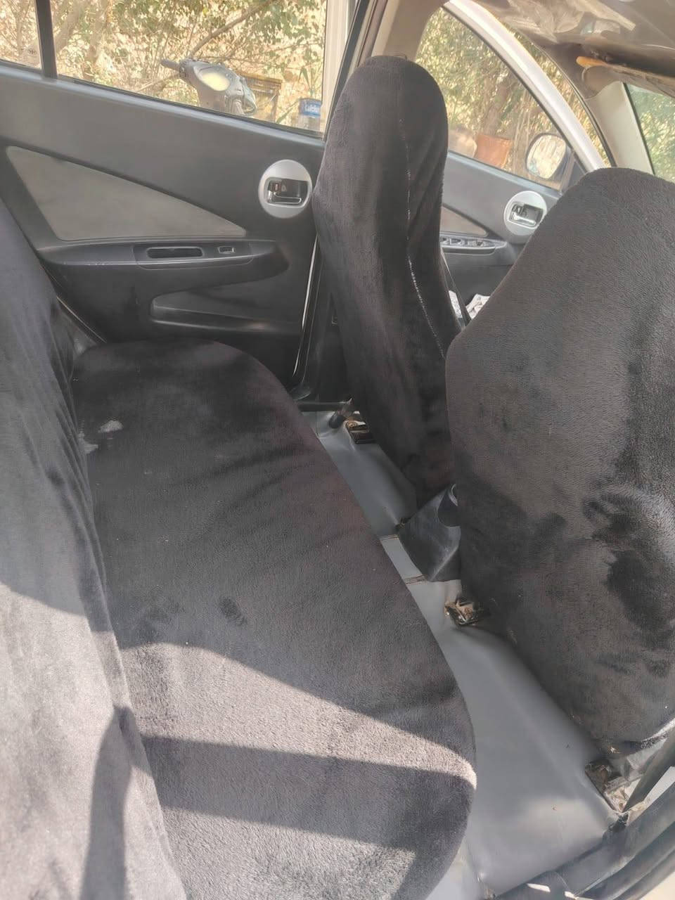 السلام عليكم ورحمة الله وبركاته
فاو للبيع ٢٠١٤ رقم قادسيه مكفوله من عده دعاميه بسمي محرك كير اوتوماتيك تبريد تدفئه كله شغال سعر٥٠ ورقه وبيه مجال قليل مكان ديوانيه غماس رقم مبايل ***********
