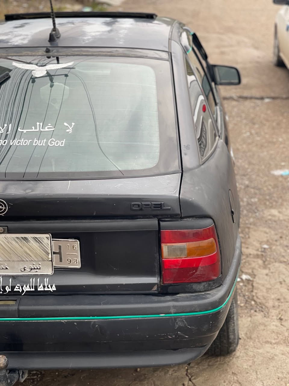 - السلام عليكم 
- فكترا محرك 20 
 - موديل 1992
 - كهربائيات شغاله
 - تدفئه شغاله
 - غرامه عليها 100 الف تريدها عليه او عليك
 - رقم الماني شرط التحويل
 - طخم جديد
 - كابون بانزين 
 - محرك شرط مكينه بيها بدايه صرف
 - السياره مابيها لاصبغ ولا معجون فقط ضرر خفيف بالجاملخ اليمين
 - الرقم بي واتساب ***********
 - السياره موجوده بحي الشيماء
