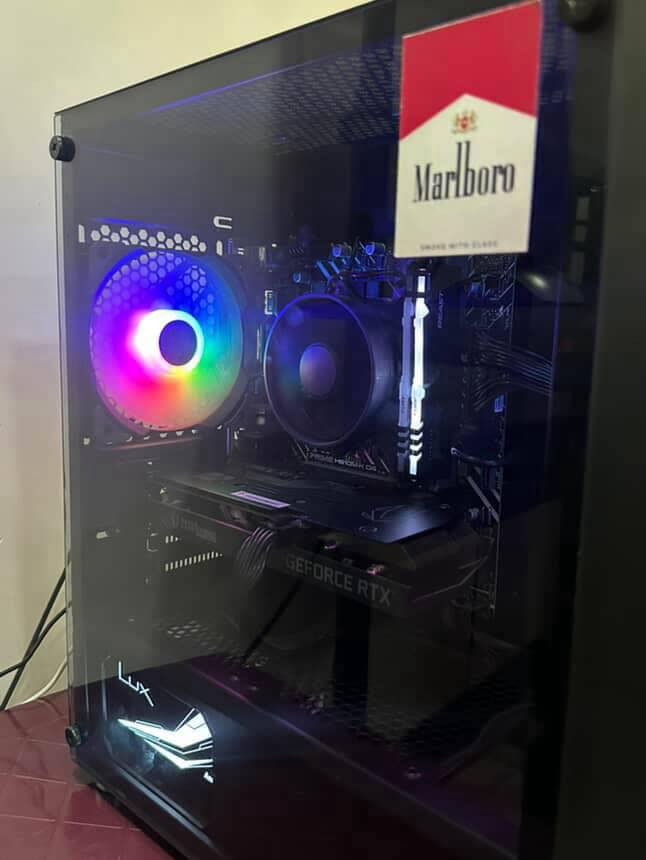 ntel CPU Core i5-12400F
MB ASUS PRIMe H610M-K D4 

VGA PC CARD RTX ZO TAC 3060 Twin12GB

Fury Beast RGB Kit.16GB (8x2) 3200 -
PC SSD LEXAR 1T sata3 2.5 

PSU POWER SUPPLY AeroCool650w RGB Bronze

fan PC Deep CooL 

Case Xigamtek Oreo - 3 Fan RGB Mid
Keybord GAMING REDRAGON K617 Gray White 60%

Mouse: Logtiche G502
الشاشة : MSI G244F E2 24 FHD (1920 x 1080)
180Hz 1Ms IPS

للاستفسار : *********** واتساب
***********
السعر: 1300
