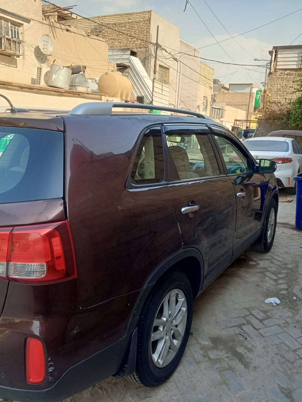 السلام عليكم..مراوس.فقط....   سورنتو موديل ٢٠١٤ وارد امريكا ٤ سلندر ٥ راكب سياره نضيفه مرشوشه كلير وجارد رقم بغداد ..مراوس بسورنتو ١٦ وفوك  للتواصل ***********
