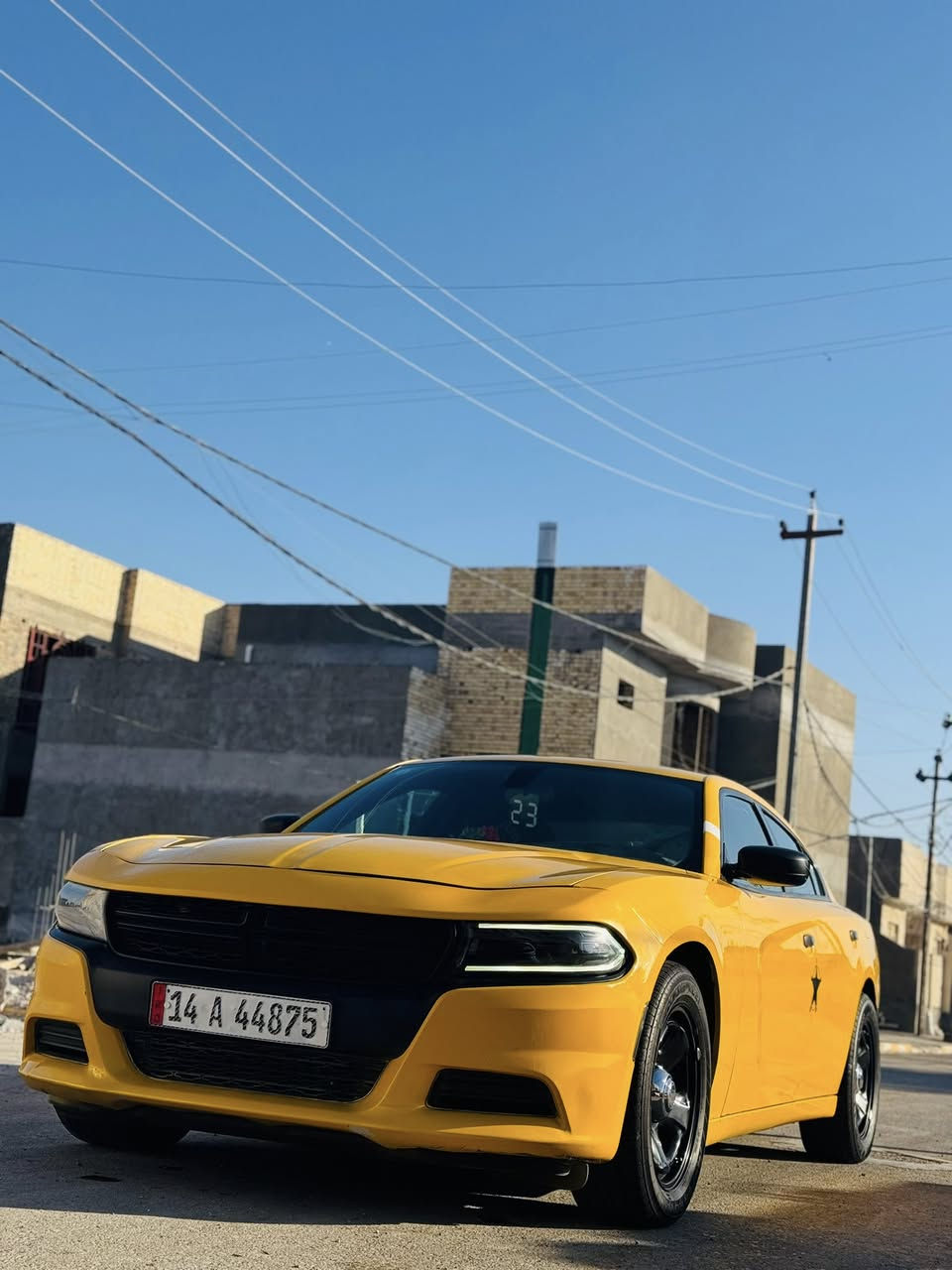 السلام عليكم 
جارجر مديل 2020 ًاصل اصل 
سياره بوليسي هيمي 5700 V8
كير تعليك
سياره مصفره هيئه ومرور صافيه
مكاني واسط قضاء الحي 
السياره كفاله عامه عده البنيد وجاملغ السايق
الشراي يتصل اليحب يسولف ليخابره ***********
