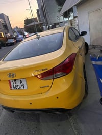 النترا 2012 وارد امريكي للبيع  بيها بابين باب السايق والخلفي محرك 2000...